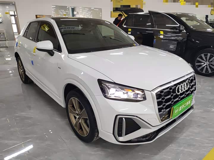 Фото 4 - Audi Q2L