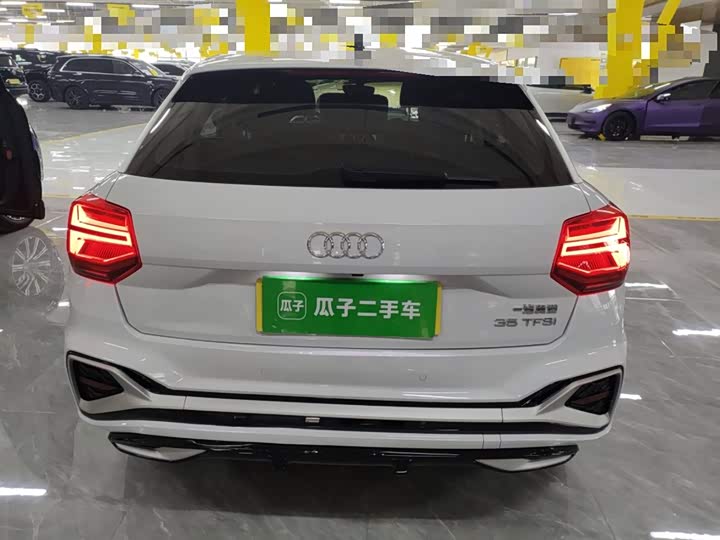 Фото 6 - Audi Q2L