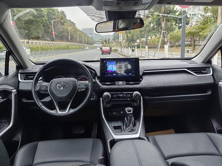 Фото 4 - Toyota Wildlander