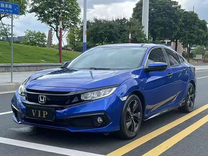 Фото 1 - Honda Civic