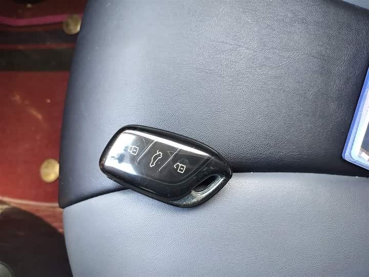 Фото 9 - Roewe Clever