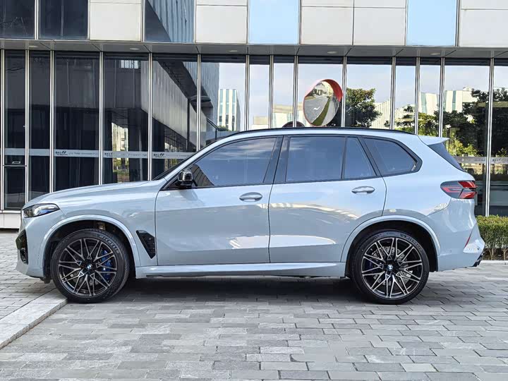 Фото 6 - BMW X5 M