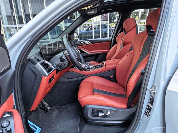 Фото 7 - BMW X5 M