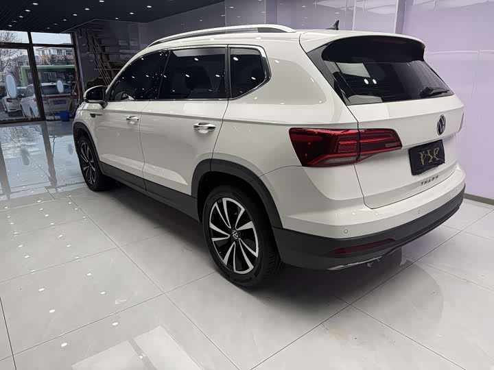 Фото 6 - Volkswagen Tharu