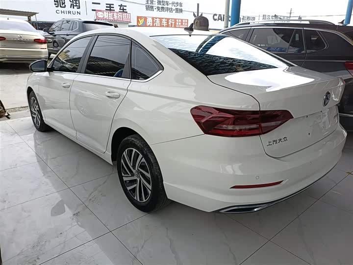 Фото 5 - Volkswagen Lavida