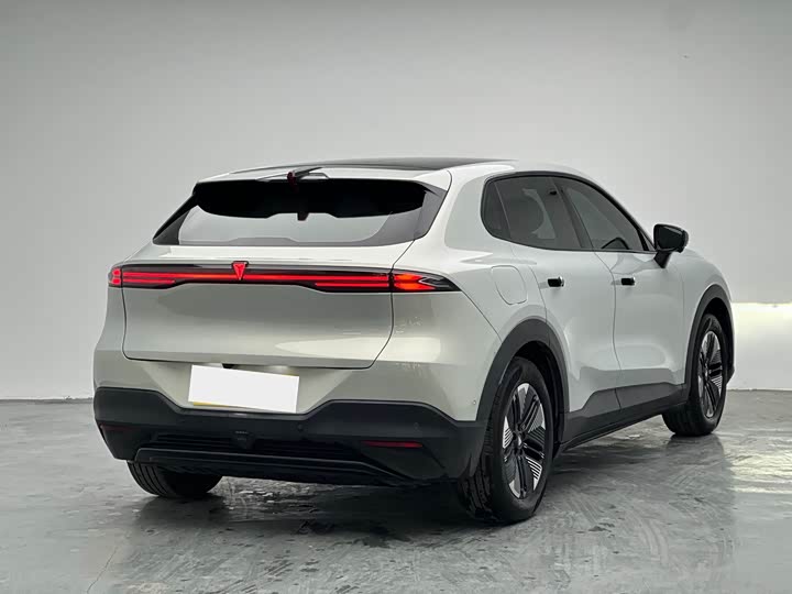 Фото 4 - Changan Deepal S05