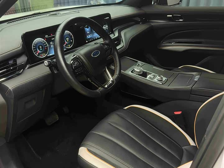 Фото 4 - Ford Equator