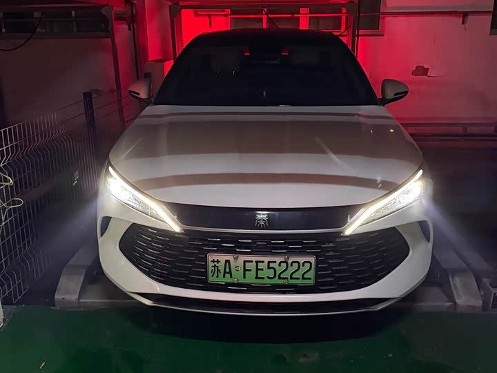 Фото 1 - BYD Qin L