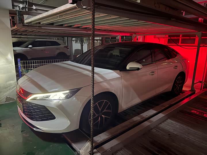 Фото 2 - BYD Qin L