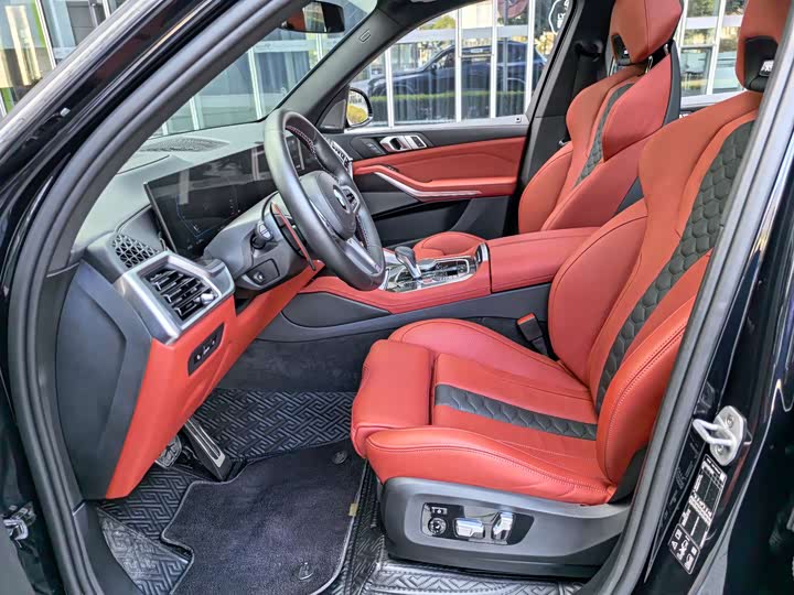 Фото 8 - BMW X5 M