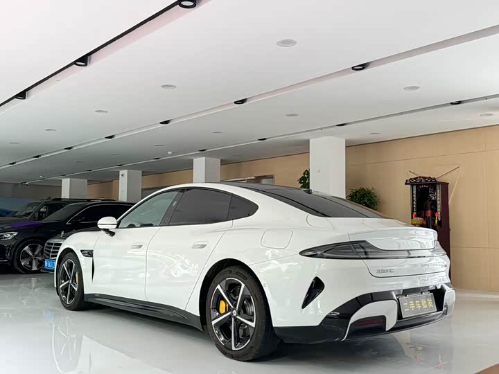 Фото 9 - Xiaomi SU7