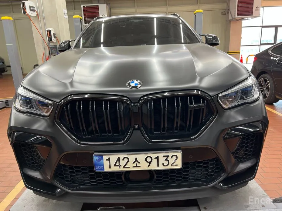 Фото 2 - BMW X6 M