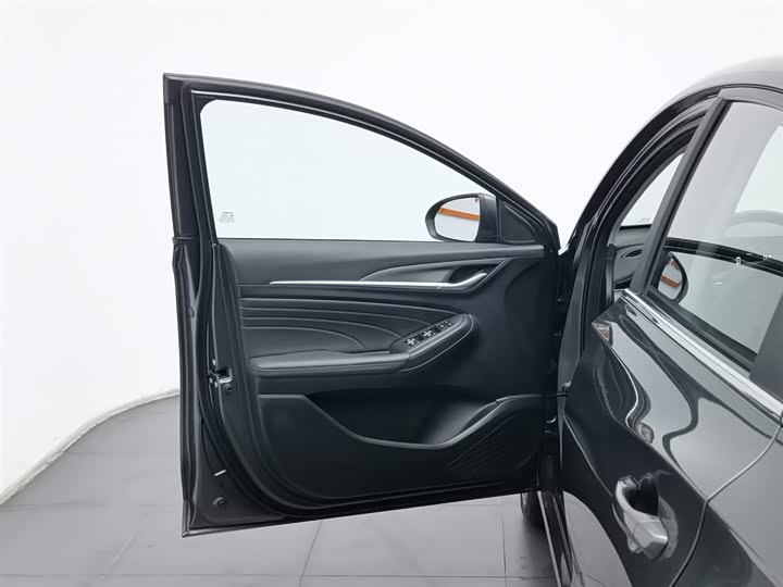 Фото 8 - Changan Eado Plus