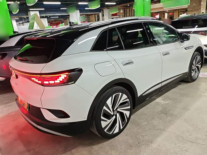 Фото 7 - Volkswagen ID.4 Crozz