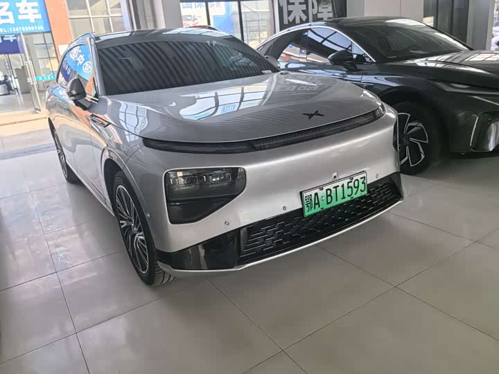 Фото 3 - XPeng G9