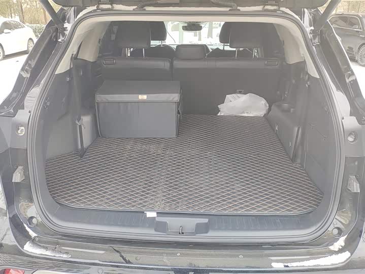 Фото 4 - Toyota Highlander