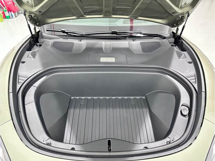 Фото 7 - Xiaomi SU7