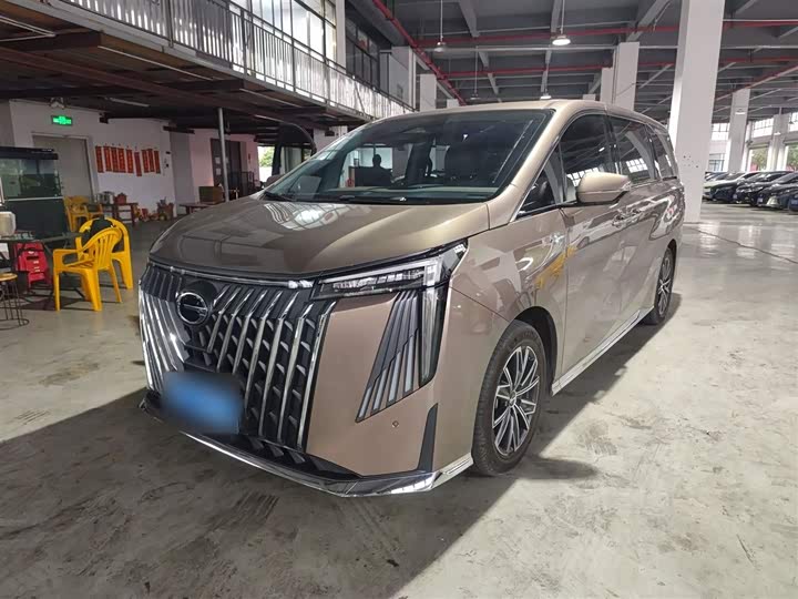 Фото 1 - GAC Trumpchi M8