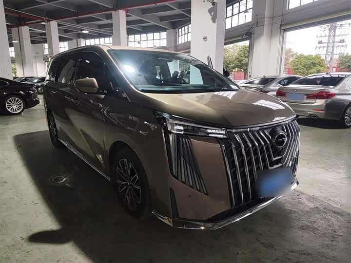 Фото 4 - GAC Trumpchi M8