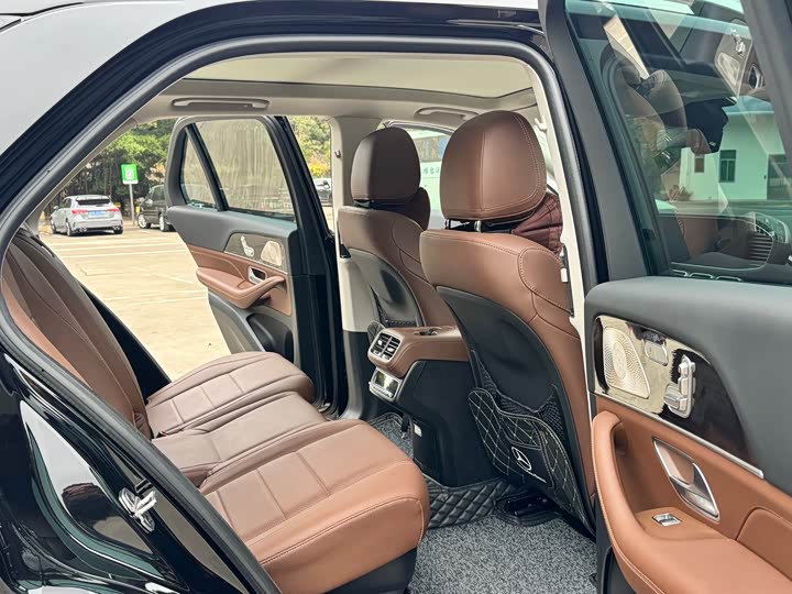 Фото 7 - Mercedes-Benz GLE-Class