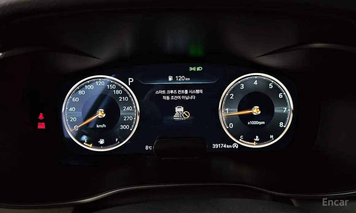 Фото 8 - Genesis G70