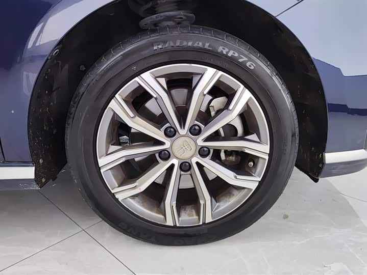 Фото 6 - BYD Song Max