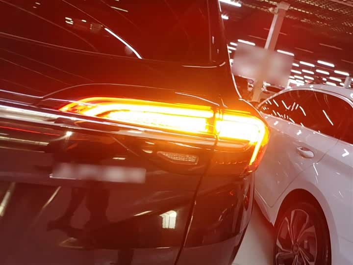 Фото 8 - Buick Envision Plus