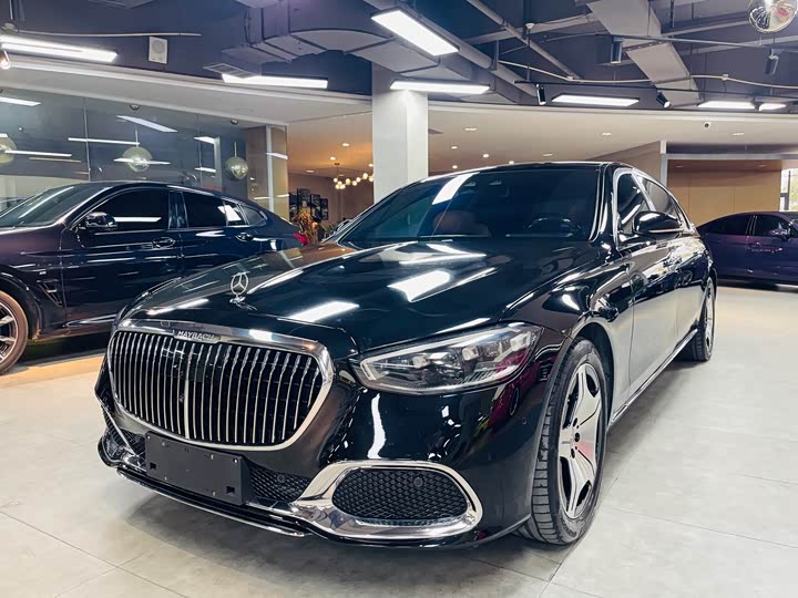 Фото 1 - Mercedes-Benz Maybach S-Class