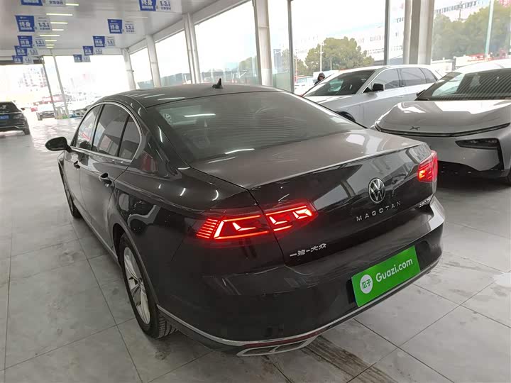 Фото 5 - Volkswagen Magotan