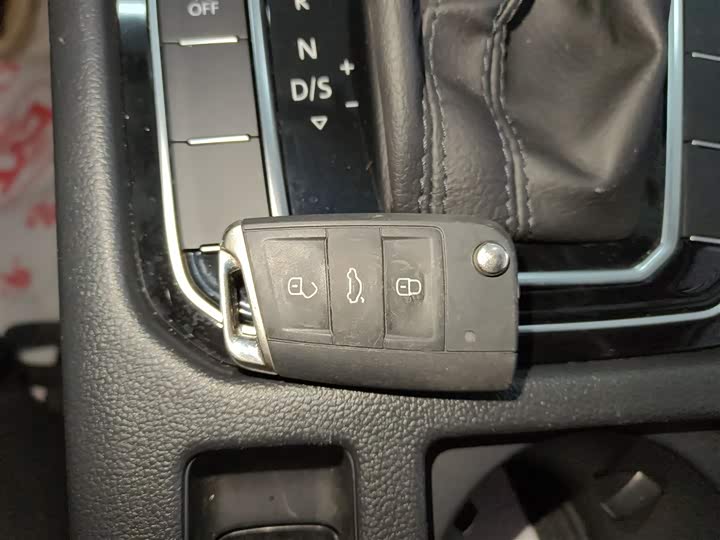 Фото 9 - Volkswagen Magotan