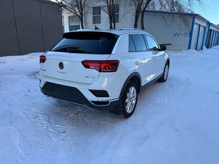 Фото 7 - Volkswagen T-Roc