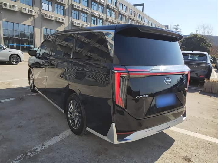 Фото 5 - GAC Trumpchi M8