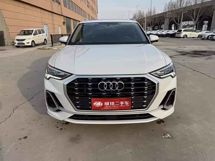 Фото 2 - Audi Q3