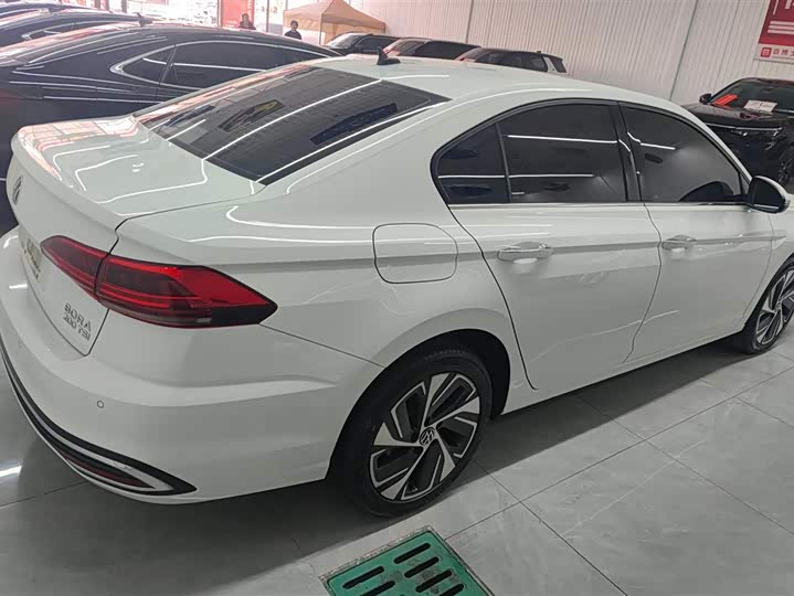 Фото 3 - Volkswagen Bora