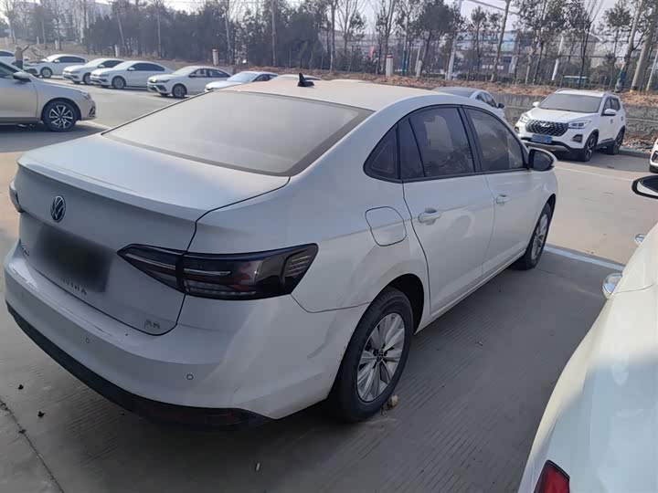 Фото 7 - Volkswagen Lavida