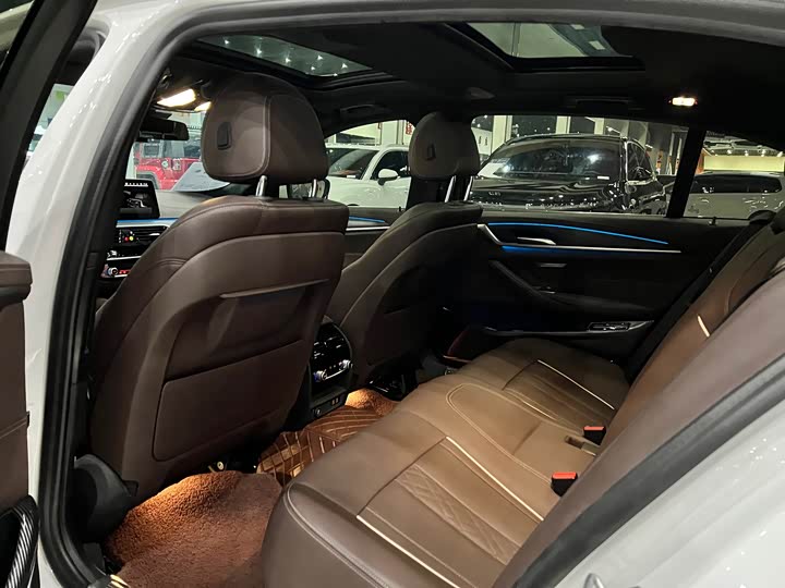 Фото 9 - BMW 5 Series Hybrid