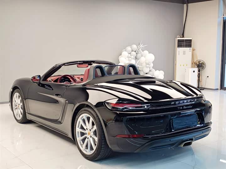 Фото 7 - Porsche 718