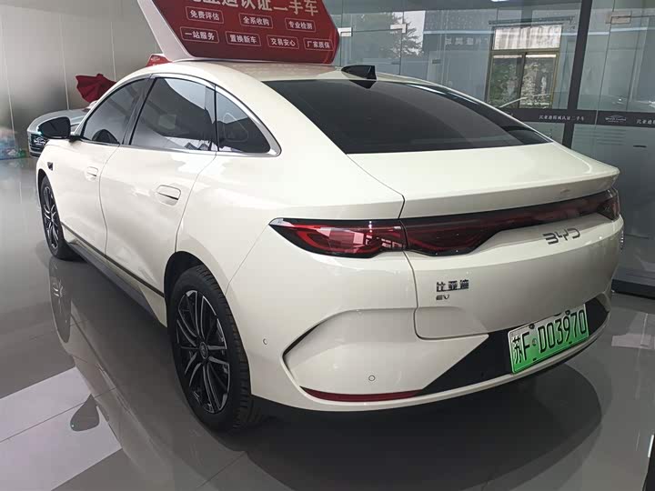Фото 4 - BYD Qin L