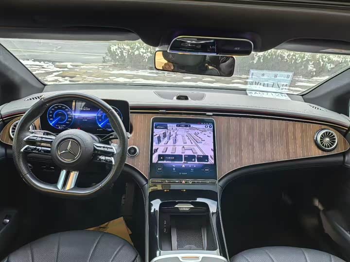 Фото 4 - Mercedes-Benz EQE