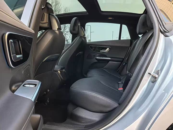 Фото 6 - Mercedes-Benz EQE