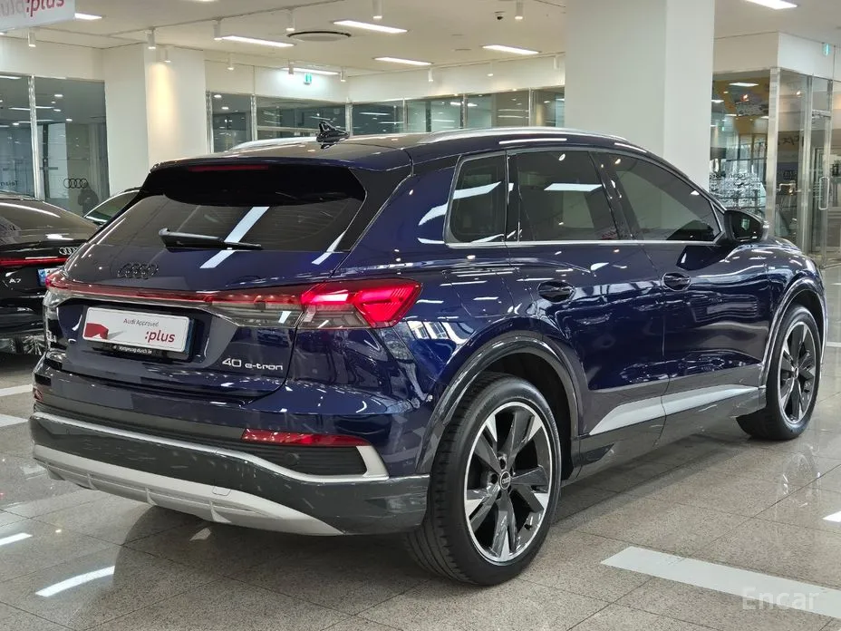 Фото 2 - Audi Q4 e-tron