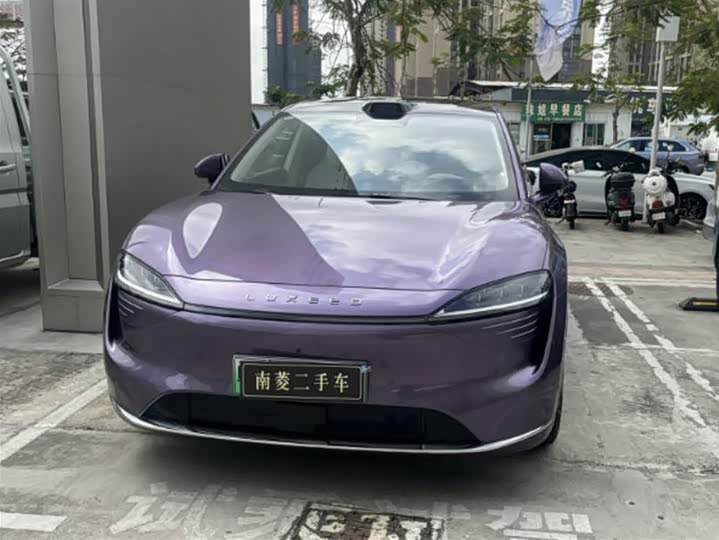 Фото 2 - Luxeed R7