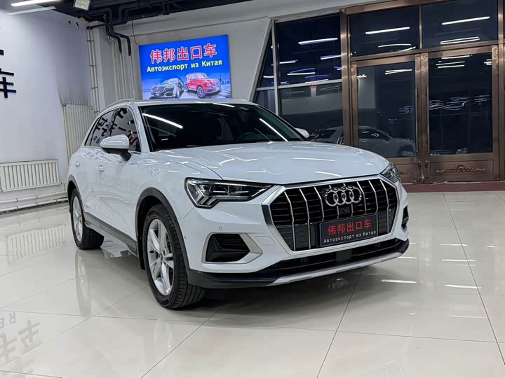Фото 3 - Audi Q3