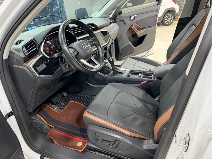 Фото 7 - Audi Q3