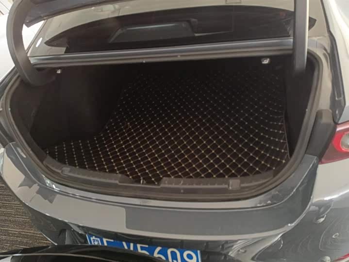 Фото 4 - Mazda 3 (Axela)