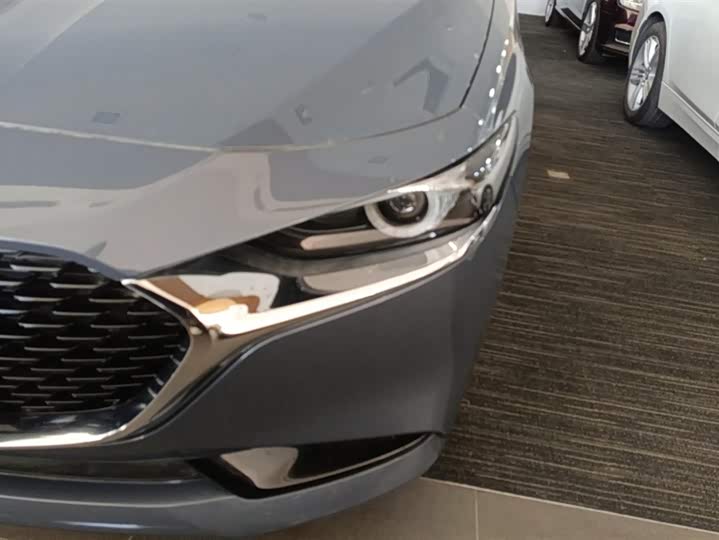 Фото 5 - Mazda 3 (Axela)