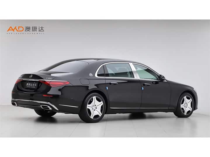 Фото 3 - Mercedes-Benz Maybach S-Class