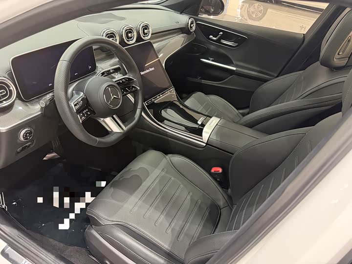 Фото 4 - Mercedes-Benz C-Class