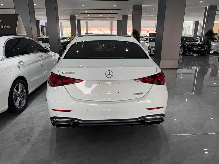 Фото 8 - Mercedes-Benz C-Class