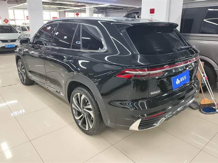 Фото 3 - Geely Monjaro